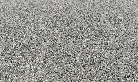 Livraison de béton désactivé sur un chantier de particulier à Garons